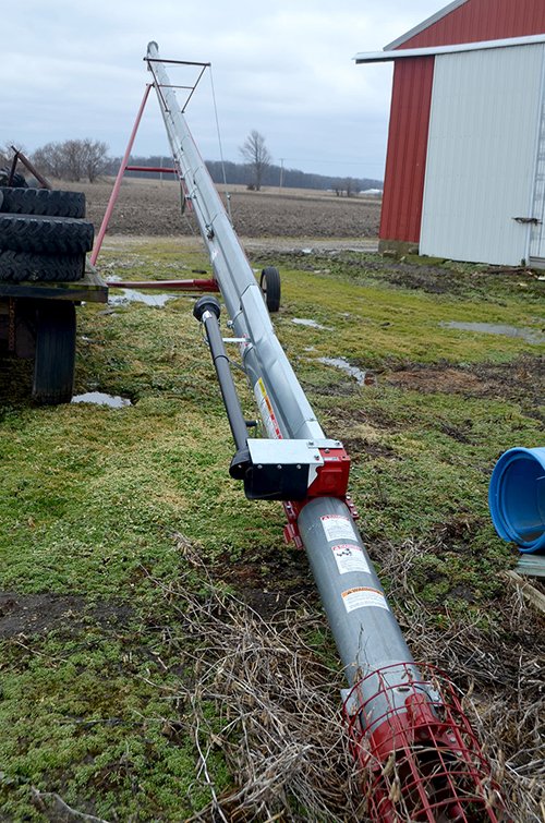 Property photo 39 - FARM EQUIPMENT AUCTION IN ELKHART COUNTY, IN